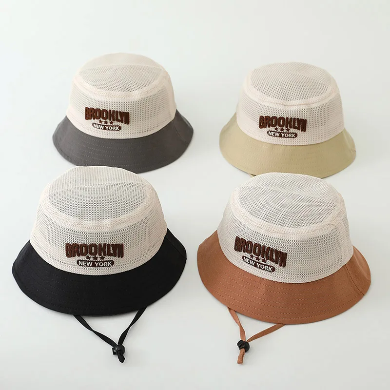 Fishing Hat - หมวกปีกกว้างปักลายตัวอักษรสำหรับเด็ก หมวกตาข่ายระบายอากาศสำหรับฤดูร้อน เด็กชาย เด็กหญิง หมวกทรงชาวประมง แฟชั่นลายปะติด