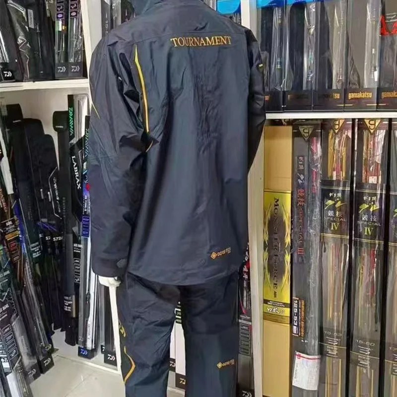 ชุดตกปลาผู้ชายแบบใหม่ สำหรับฤด - Fishing Rain Suit บทวิจารณ์และราคา
